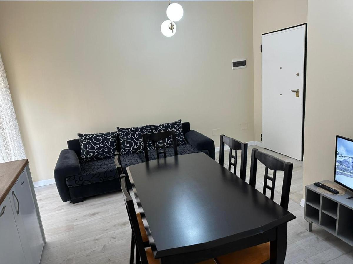 Holiday House Durrës 外观 照片