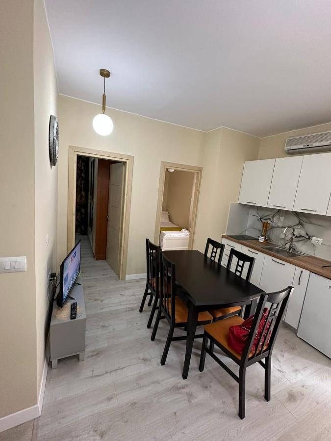 Holiday House Durrës 外观 照片