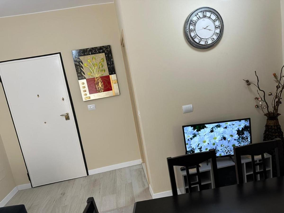 Holiday House Durrës 外观 照片